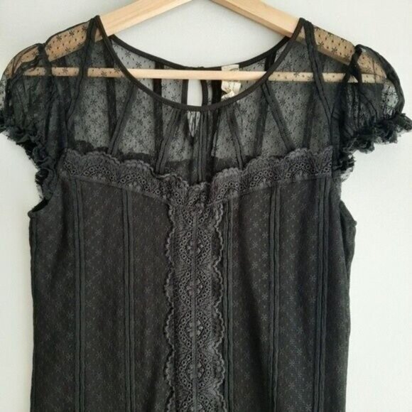 FREE PEOPLE Cap Sleeve Blouse Lace & Mesh Sz S - Picture 3 of 11